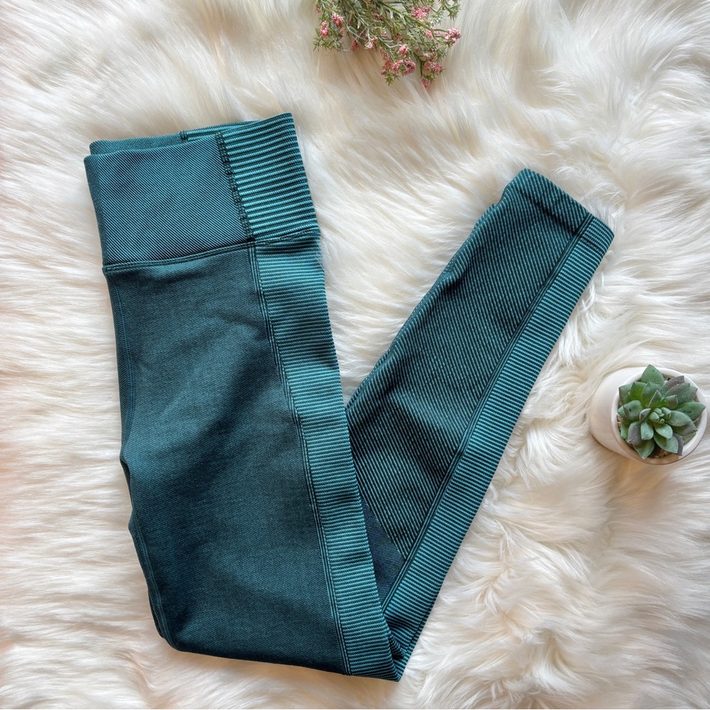 Offline by Aerie Seamless High Waisted Two Tone Leggings